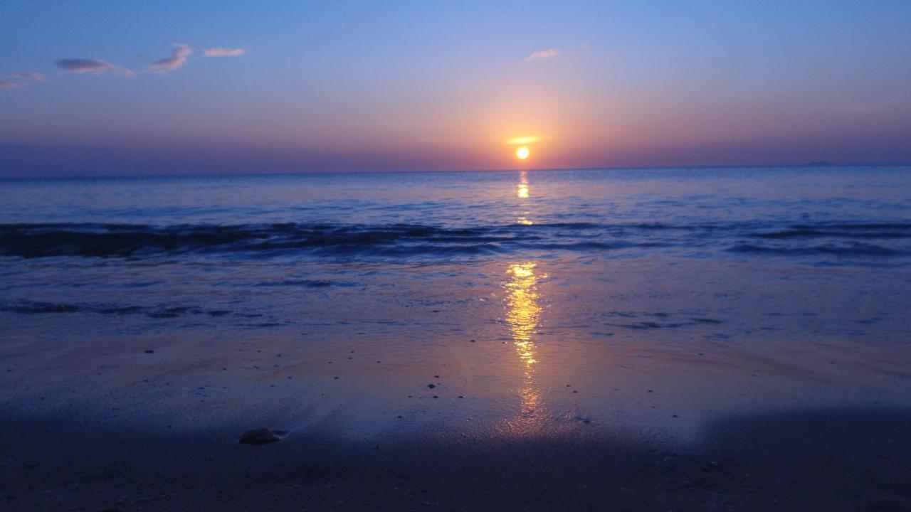 The Sun Long Beach Resort Ко-Ланта Экстерьер фото